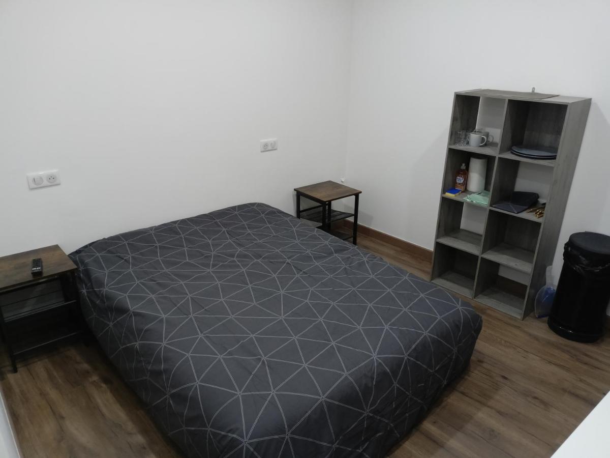 Chambre indépendante en plein centre Ville Roye  Esterno foto